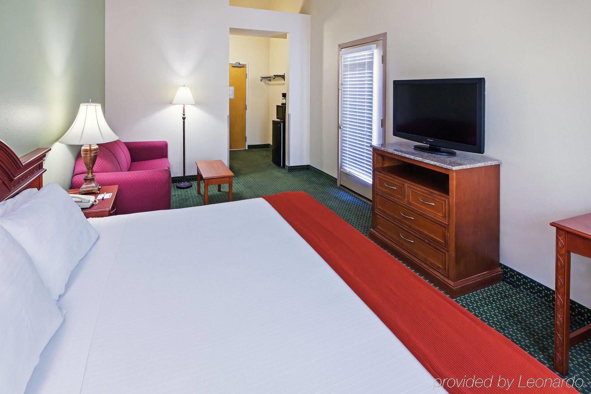 Four Points By Sheraton Dallas Arlington Entertainment District Экстерьер фото